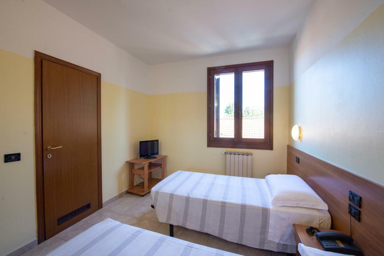 Hotel Fattori Bologna Luaran gambar